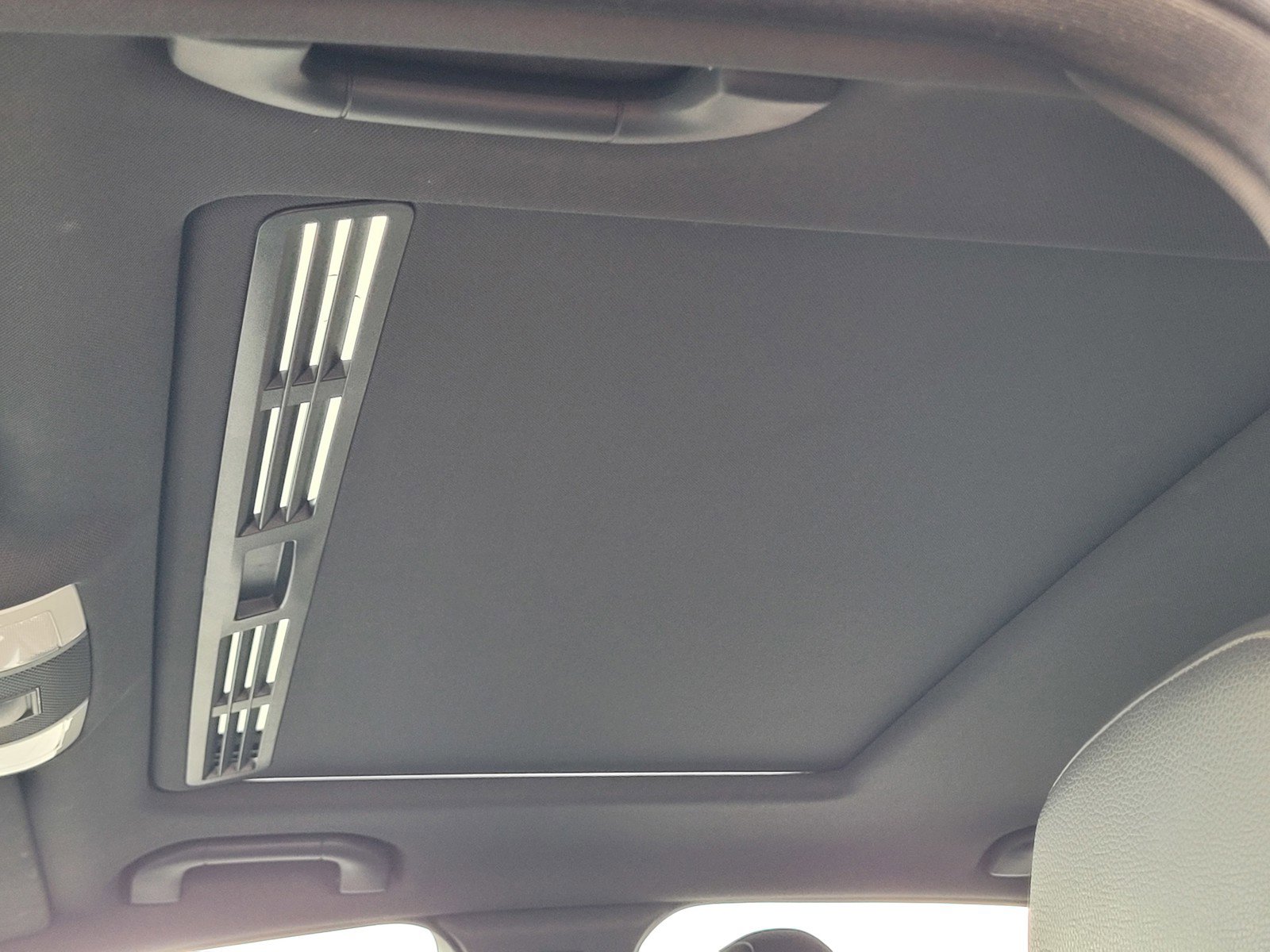 Used 2013 Mercedes-Benz C 250 Sedan image 9