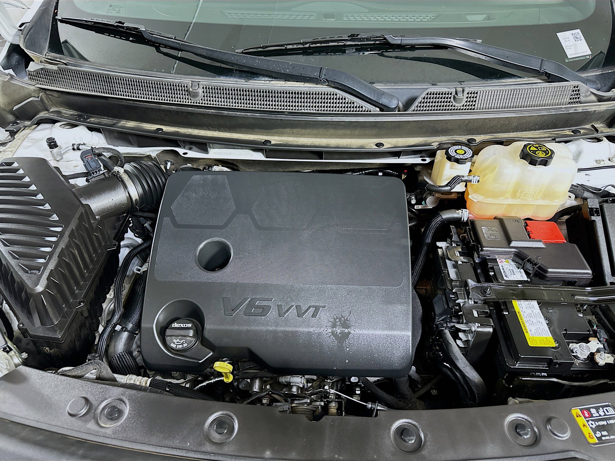 Used 2023 Buick Enclave Essence w/ LPO, Cargo Package image 34