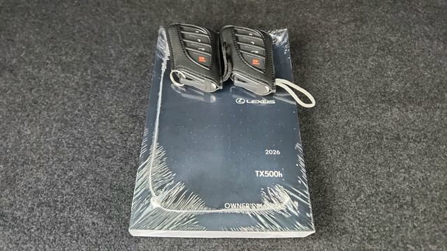 Used 2026 Lexus TX 500h AWD w/ Technology Package image 59