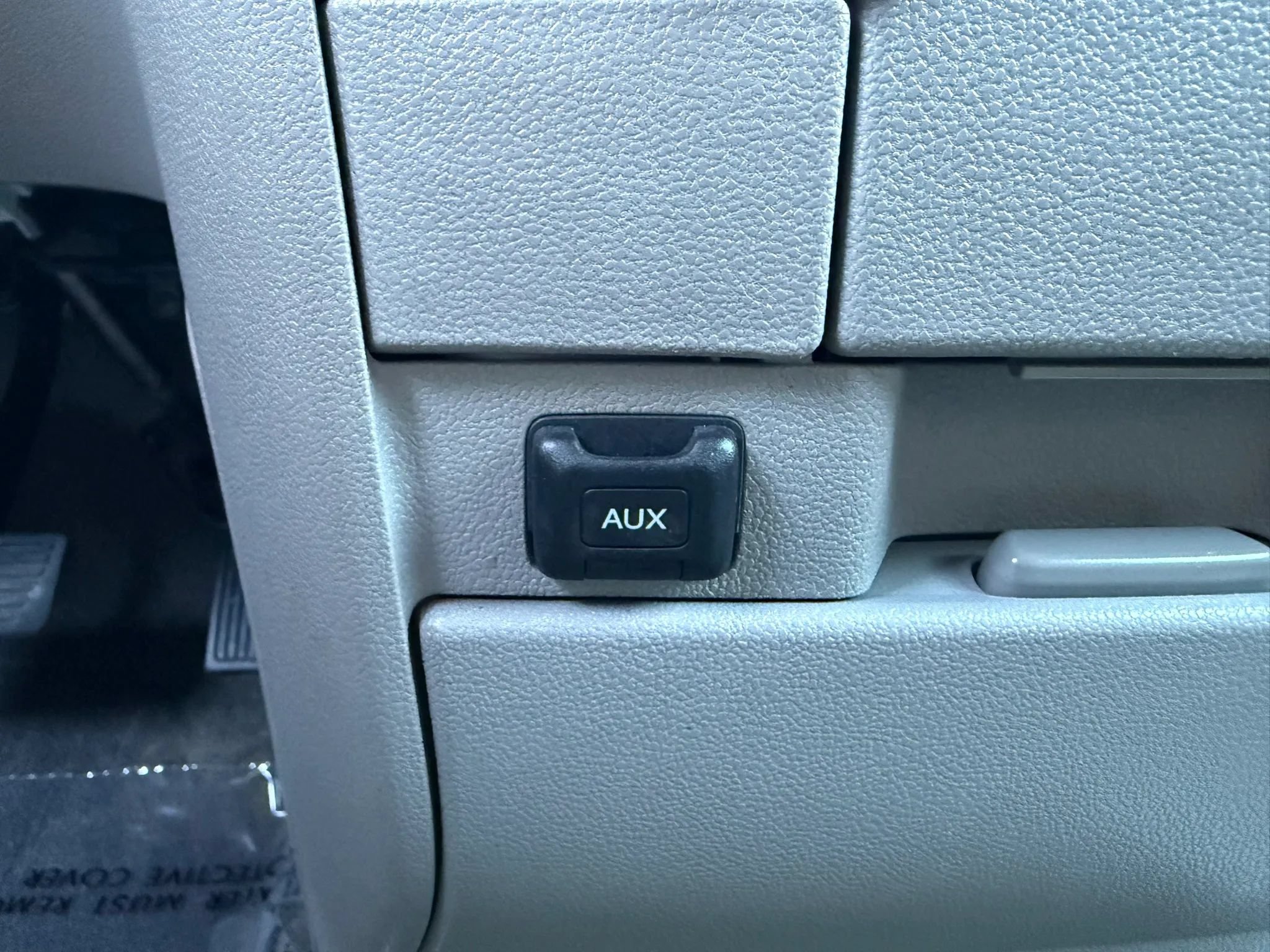 Used 2012 Honda Odyssey LX image 32