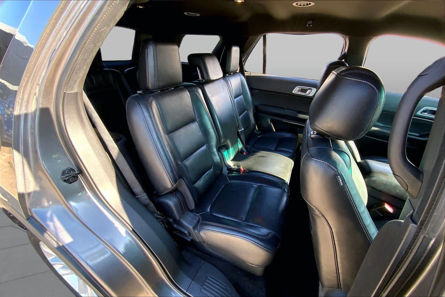 Used 2012 Ford Explorer XLT AWD/4WD image 16