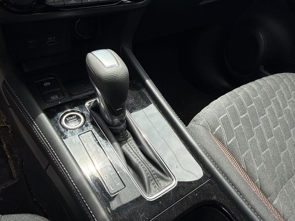 Used 2022 Nissan Kicks SR image 20