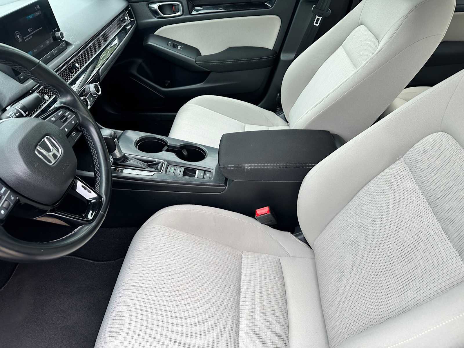 Used 2022 Honda Civic EX image 9