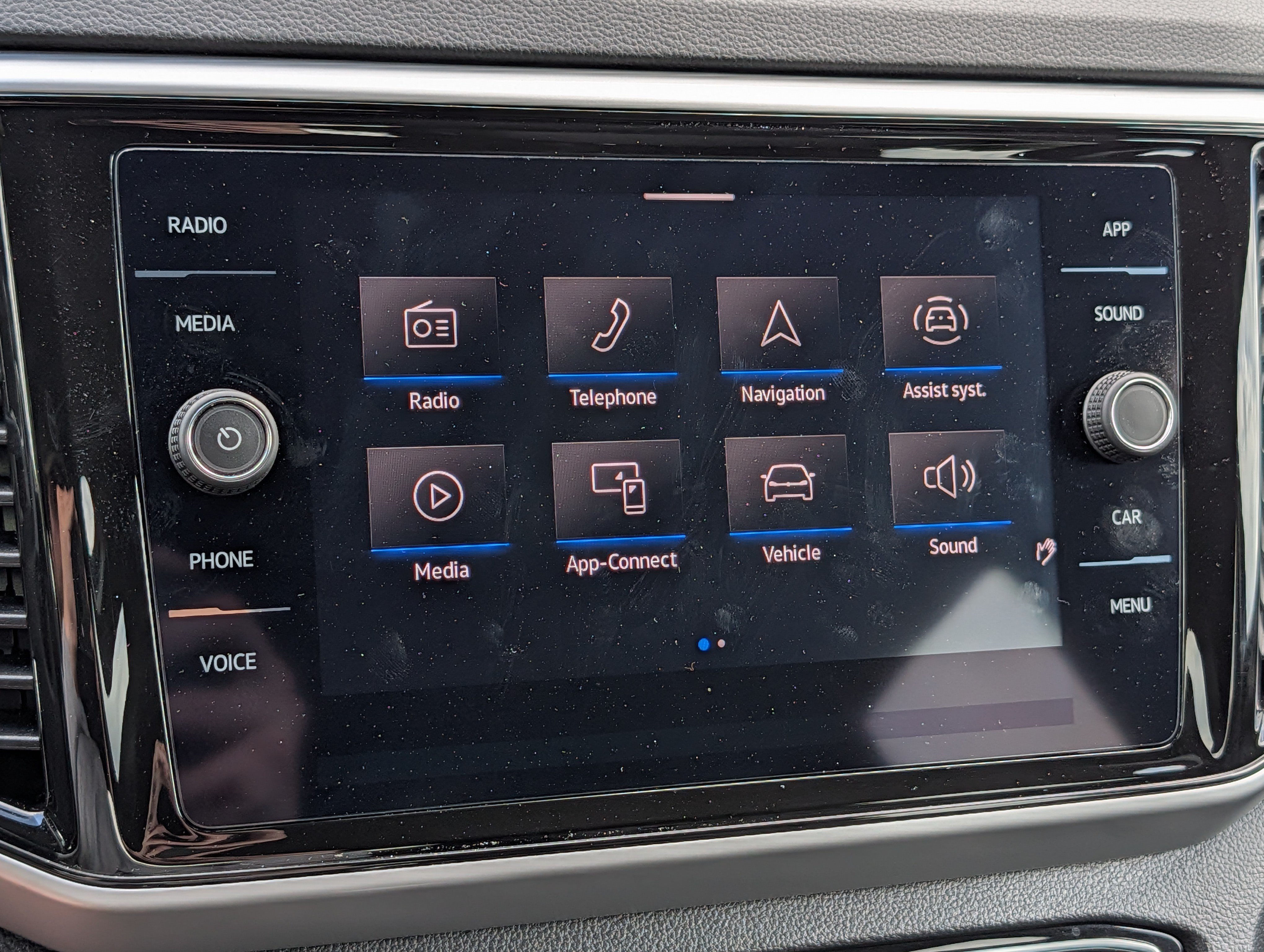 Certified 2023 Volkswagen Atlas Cross Sport SE AWD/4WD image 22