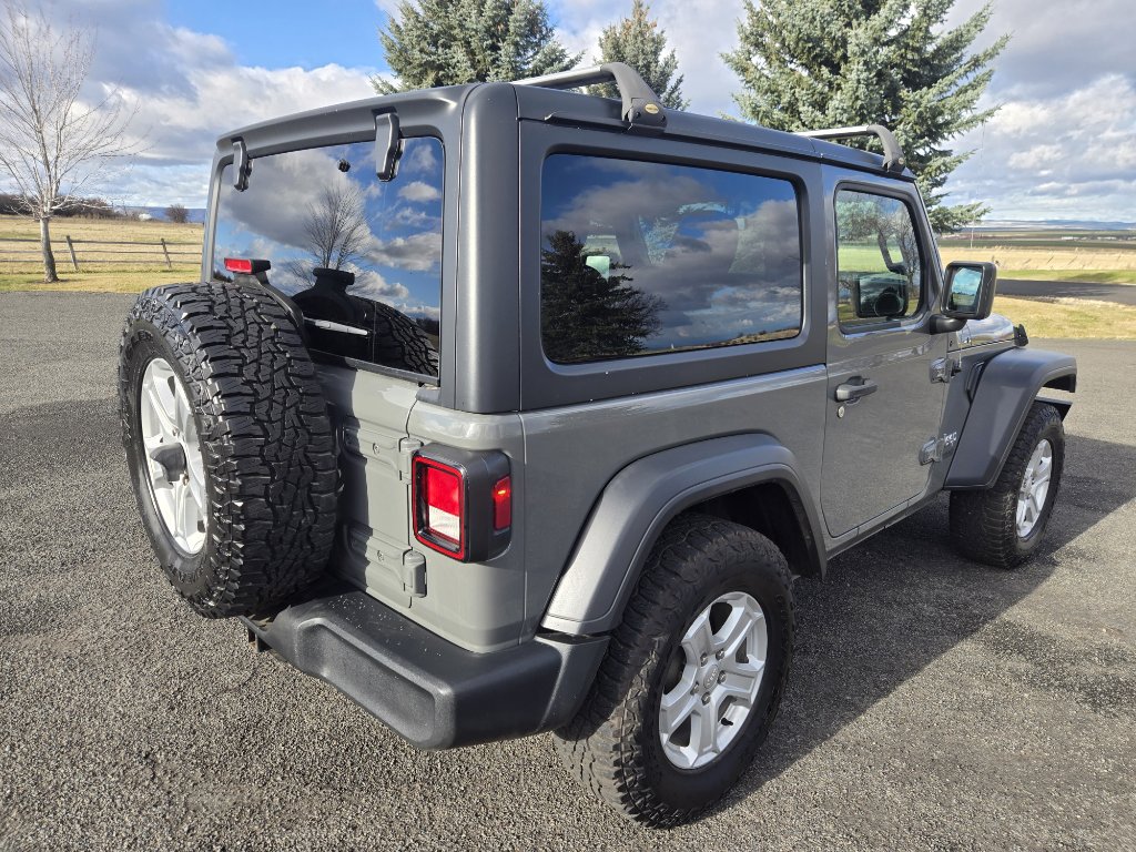 Used 2020 Jeep Wrangler Sport image 7
