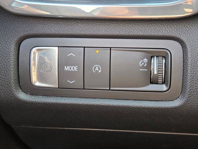 Used 2025 GMC Acadia Elevation image 22