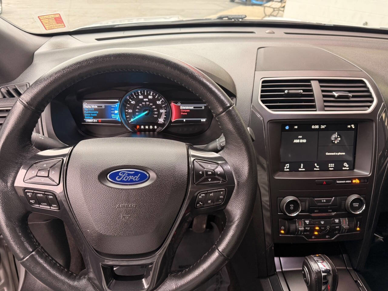 Used 2018 Ford Explorer XLT w/ Equipment Group 201A image 13