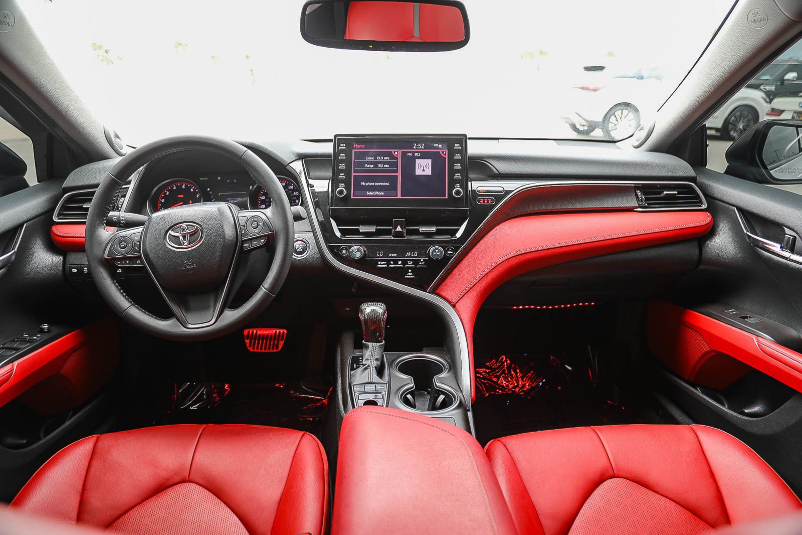 Used 2024 Toyota Camry XSE FWD image 23
