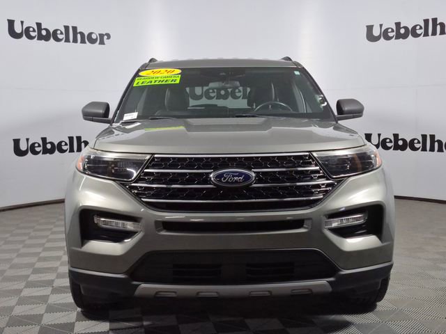 Used 2020 Ford Explorer XLT w/ Equipment Group 202A AWD/4WD image 2