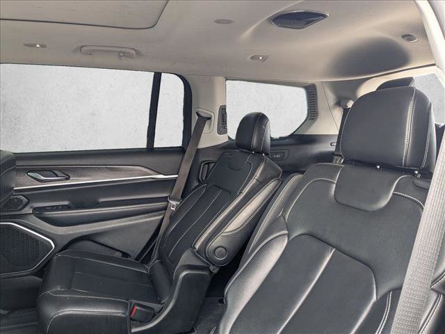 Certified 2021 Jeep Grand Cherokee L Limited w/ Trailer Tow Group (B) image 16