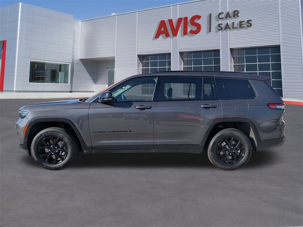 Used 2024 Jeep Grand Cherokee L Laredo image 10