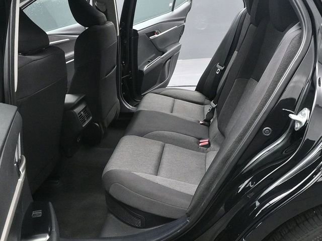 Used 2025 Toyota Camry LE image 10