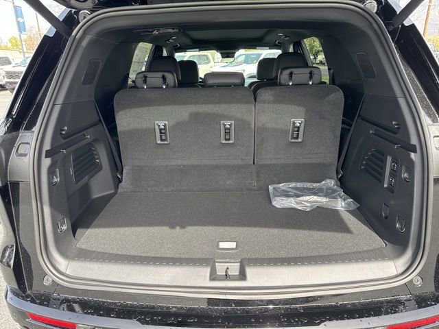 New 2026 Chevrolet Traverse RS AWD/4WD image 12