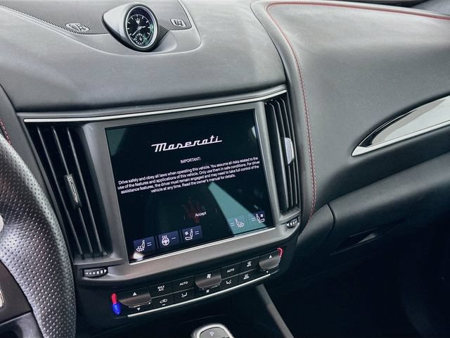 Used 2024 Maserati Levante GT Ultima AWD/4WD image 19