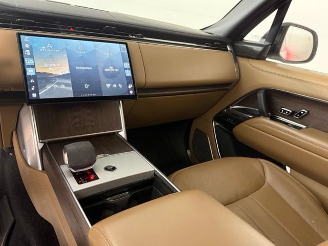 Used 2024 Land Rover Range Rover Long Wheelbase Autobiography AWD/4WD image 20