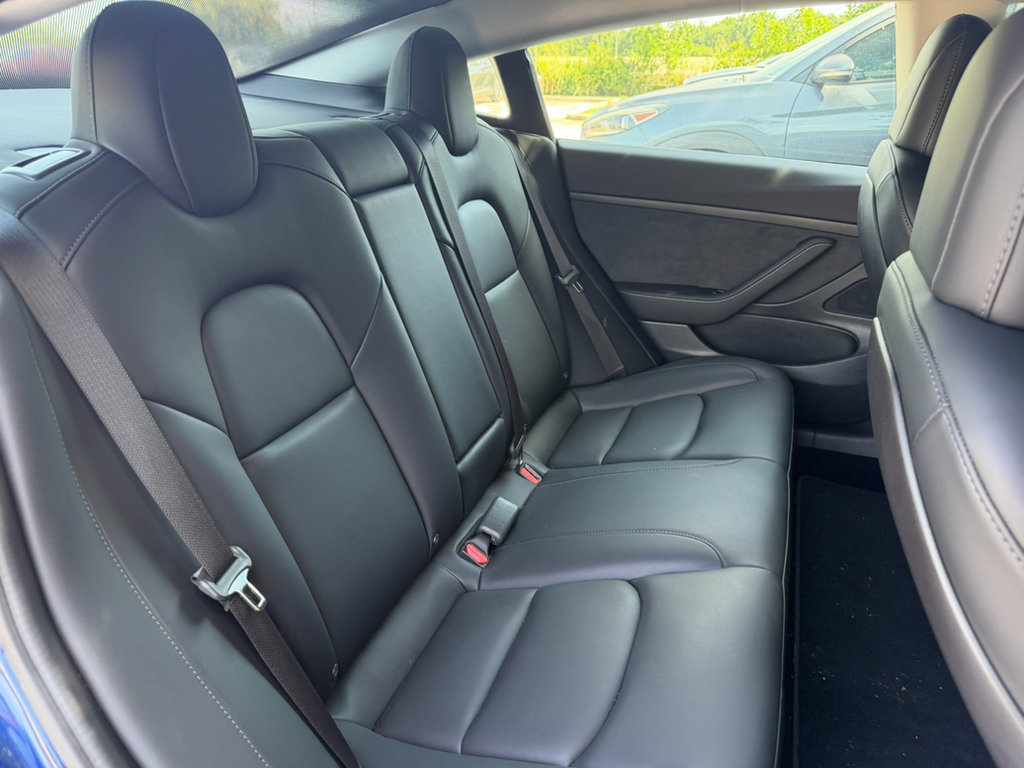 Used 2020 Tesla Model 3 Standard Range RWD image 26