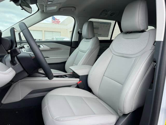 New 2026 Ford Explorer Active w/ Active Comfort Package AWD/4WD image 4