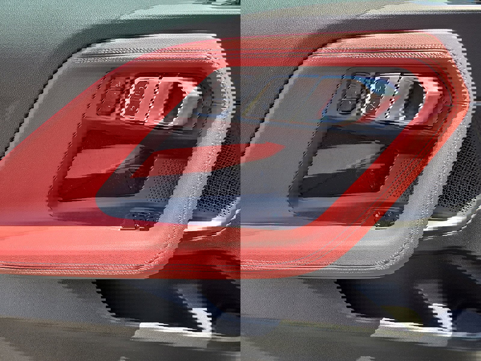 Used 2023 BMW 230i xDrive Coupe w/ Premium Package AWD/4WD image 12