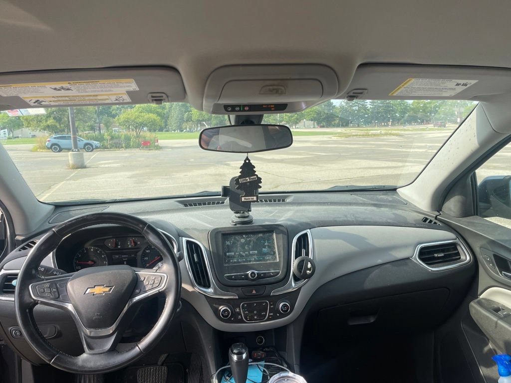 Used 2018 Chevrolet Equinox LT FWD image 12