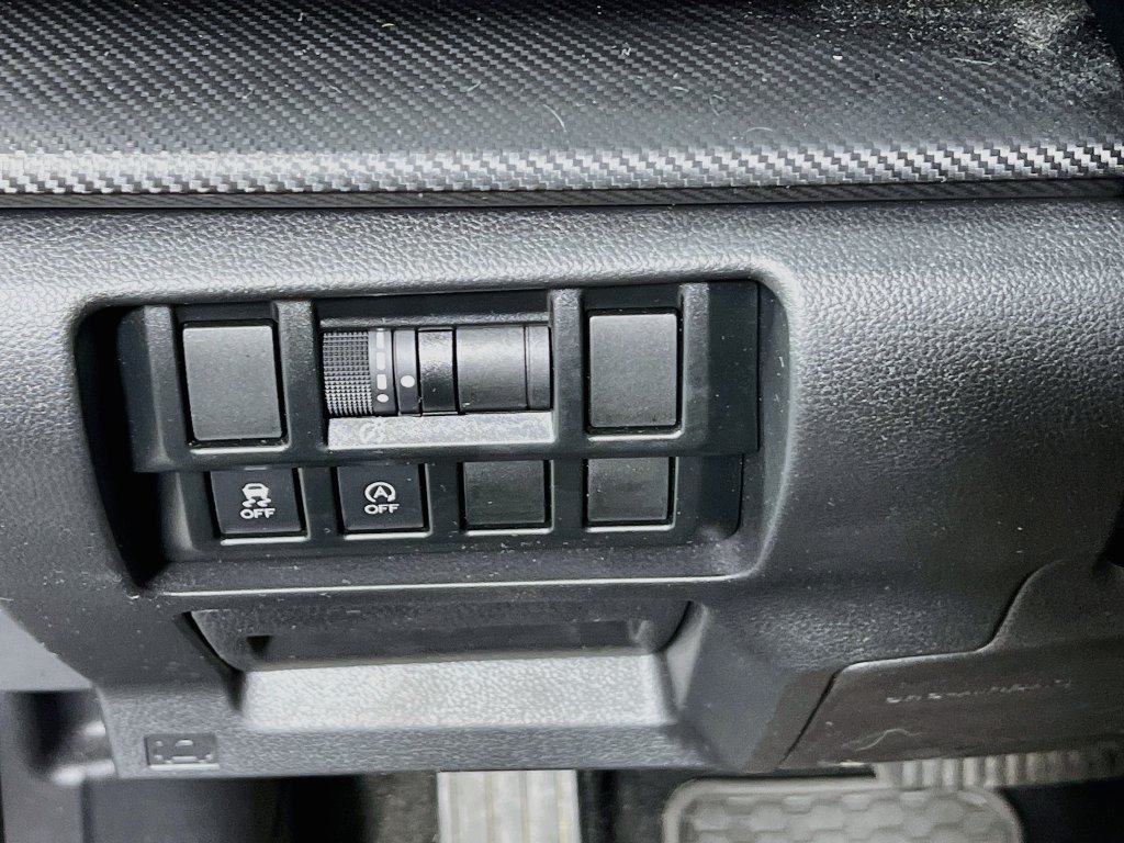 Used 2023 Subaru Crosstrek 2.0i AWD/4WD image 9
