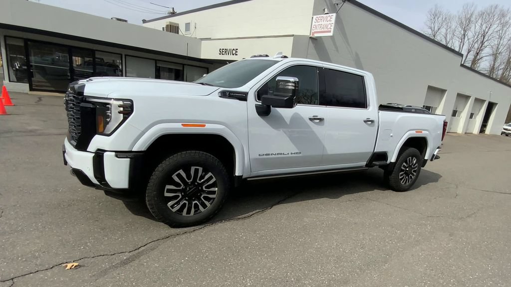 New 2026 GMC Sierra 2500 Denali Ultimate w/ Max Trailering Package AWD/4WD image 7