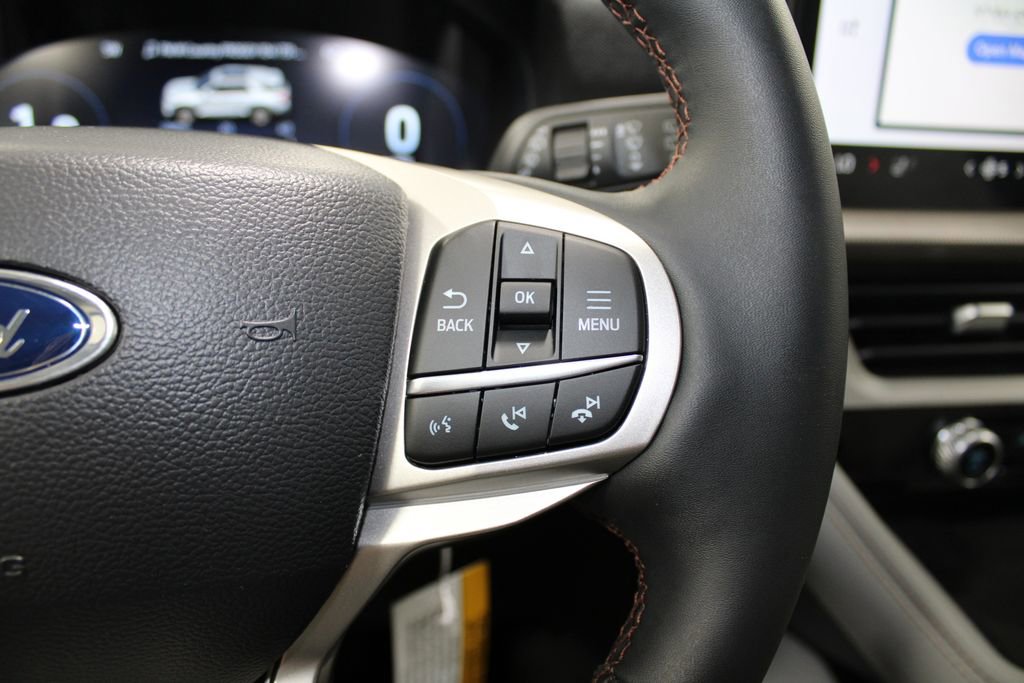 New 2025 Ford Explorer Active w/ Active Comfort Package image 40
