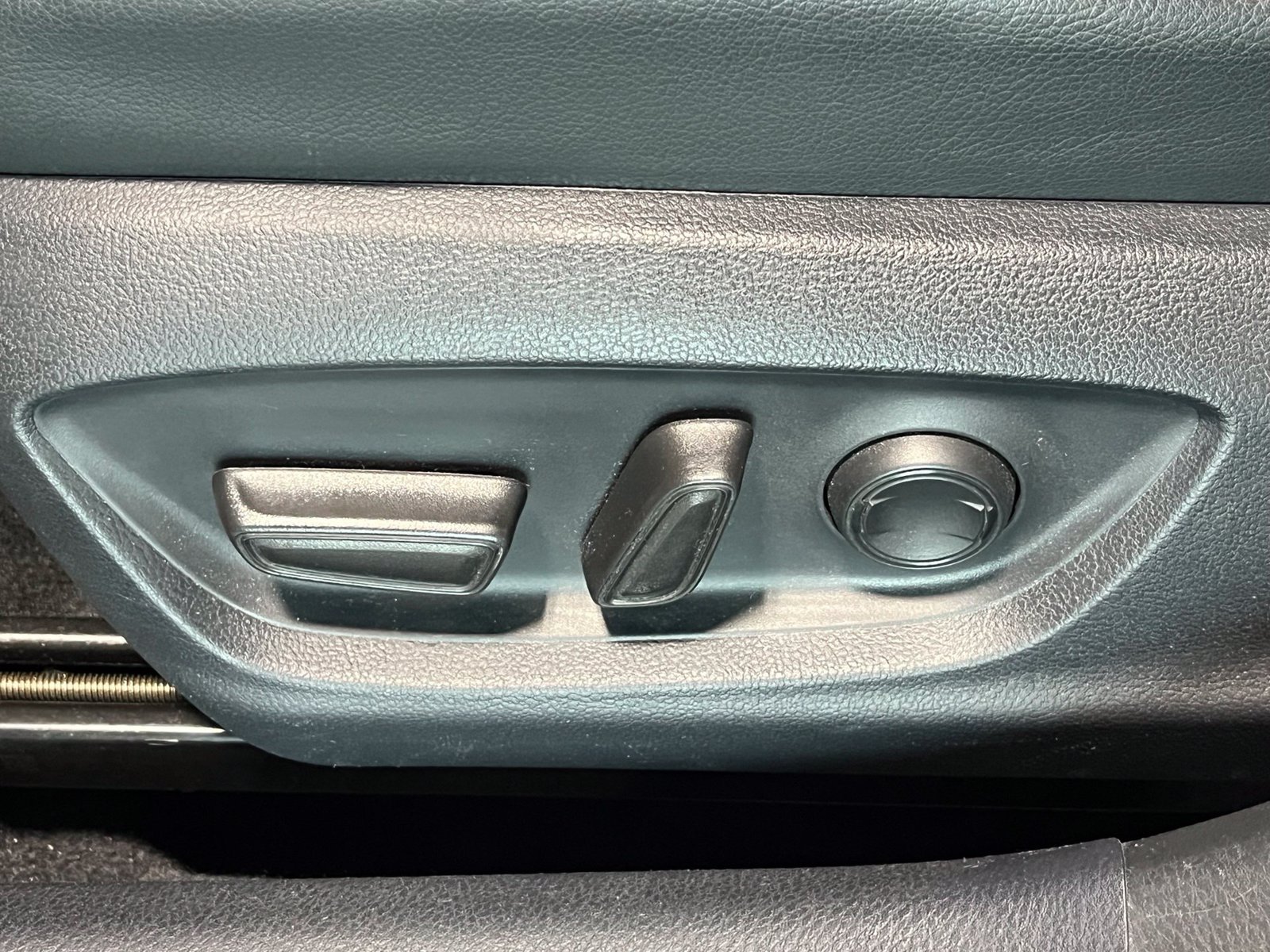 Used 2024 Toyota Camry SE FWD image 17