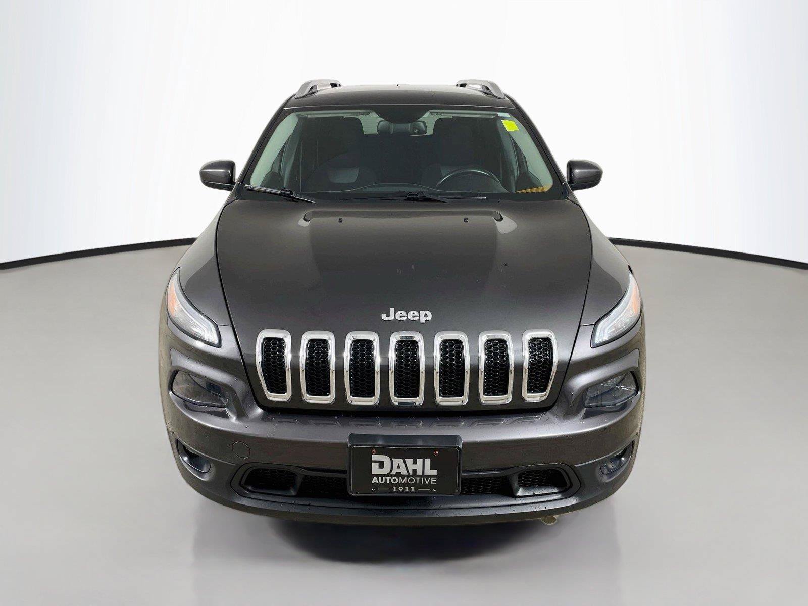 Used 2014 Jeep Cherokee Latitude w/ Comfort/Convenience Group AWD/4WD image 3
