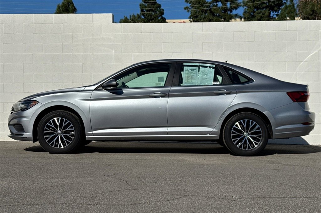 Used 2020 Volkswagen Jetta SE image 9