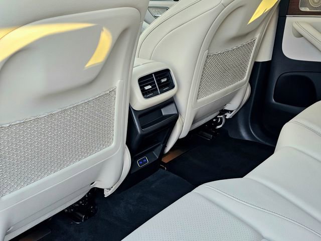 Certified 2025 Mercedes-Benz GLE 350 4MATIC image 26