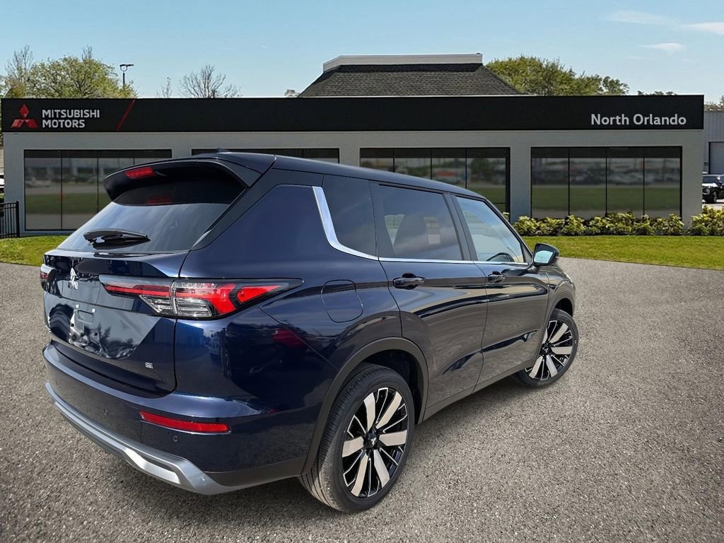 New 2026 Mitsubishi Outlander SE image 6