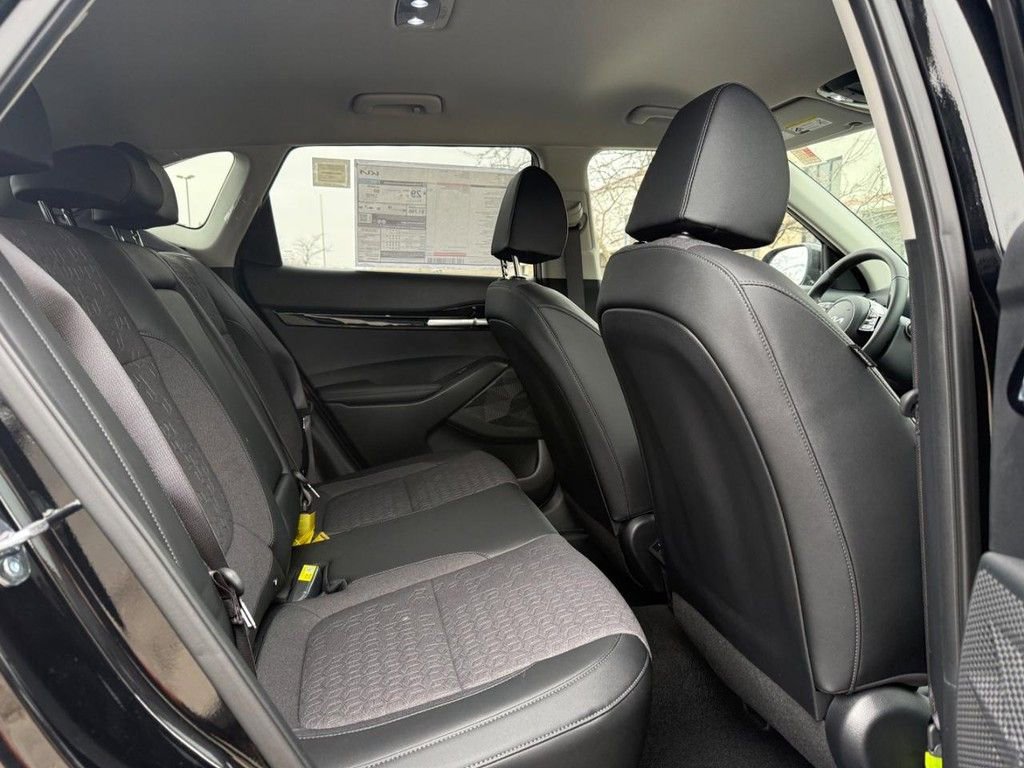 New 2026 Kia Seltos S image 5