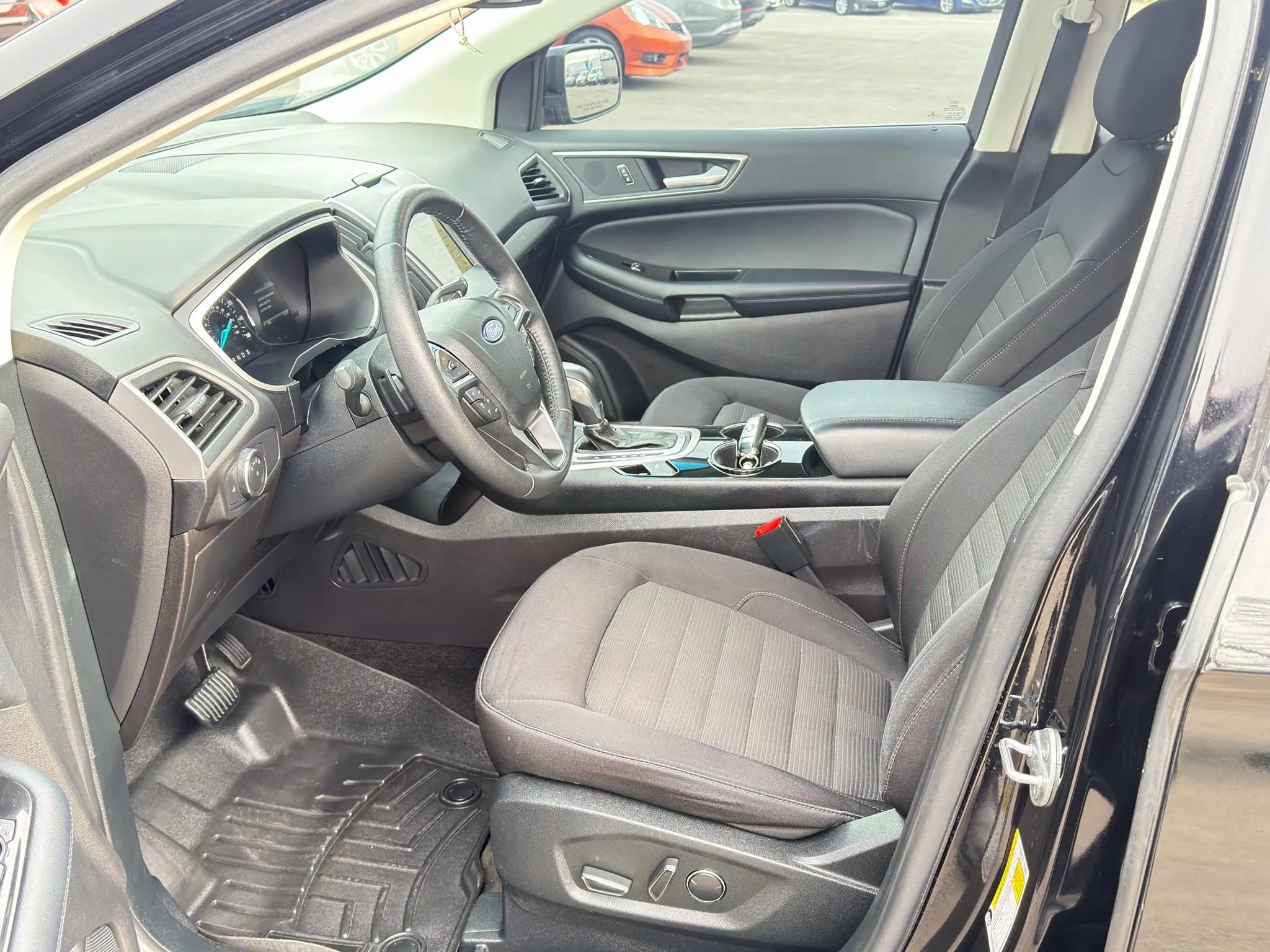 Used 2018 Ford Edge SEL w/ Canadian Touring Package AWD/4WD image 11