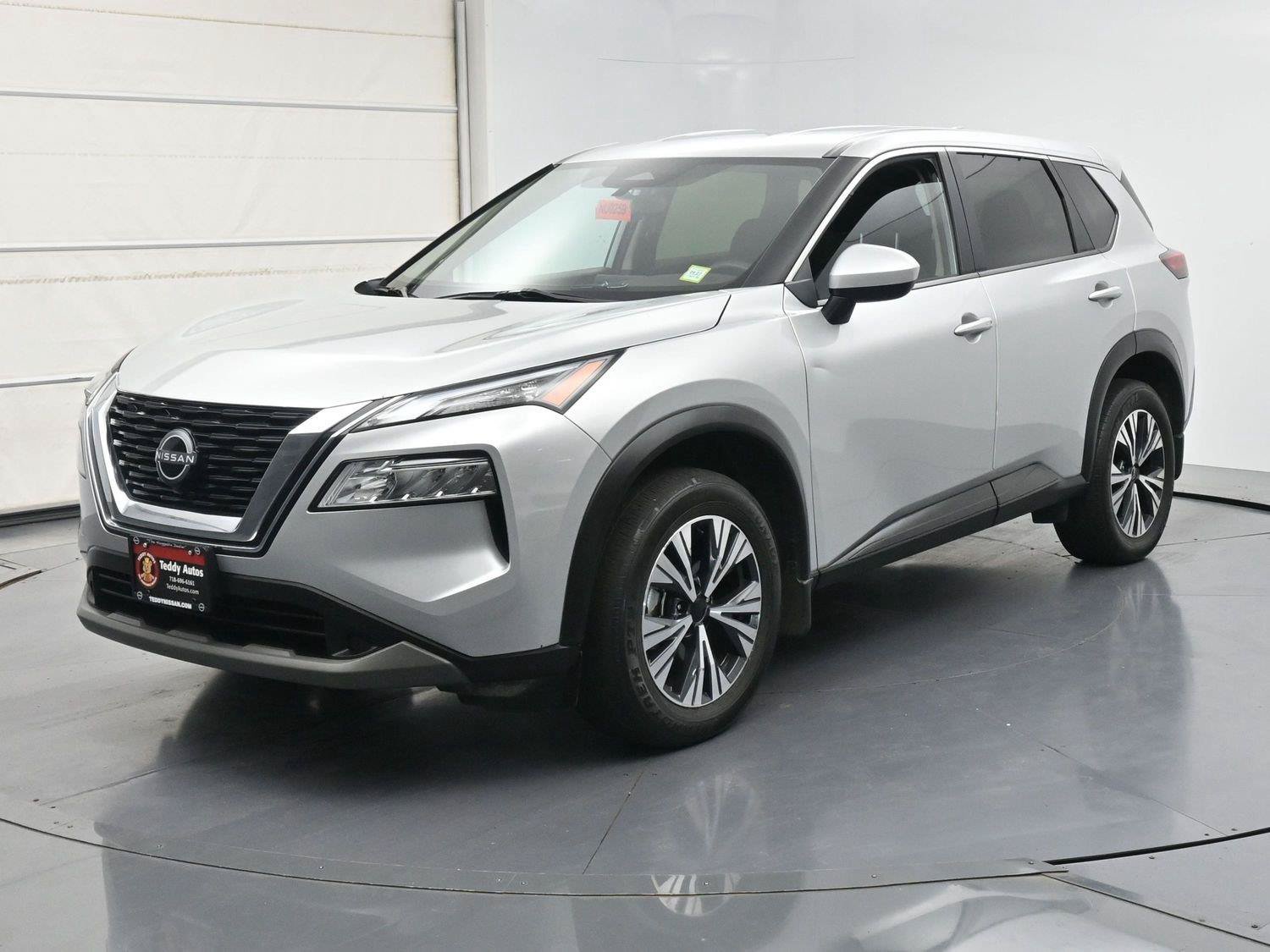 Used 2023 Nissan Rogue SV
