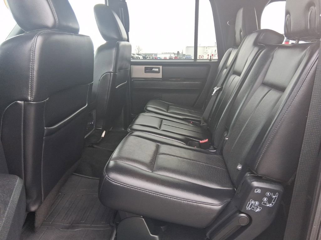 Used 2016 Ford Expedition Max Limited image 18