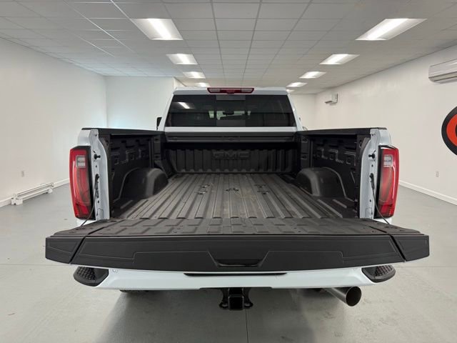 New 2026 GMC Sierra 2500 Denali Ultimate image 8