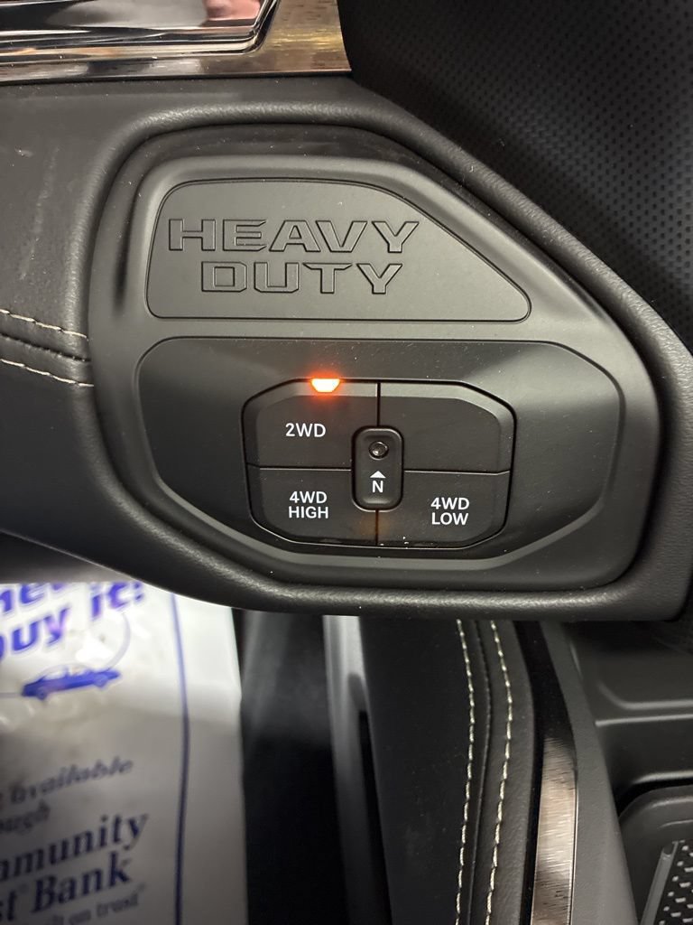 New 2026 RAM 2500 Limited AWD/4WD image 22