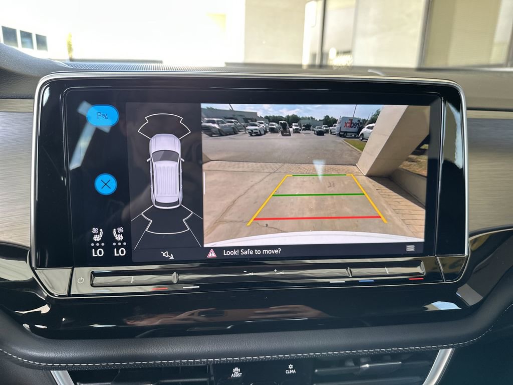 Used 2025 Volkswagen Atlas Cross Sport SE FWD image 26