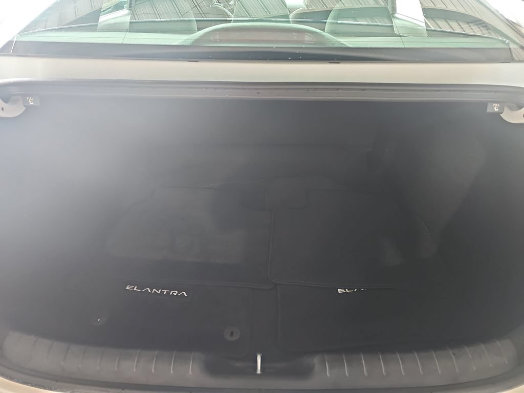 Certified 2023 Hyundai Elantra SE FWD image 12