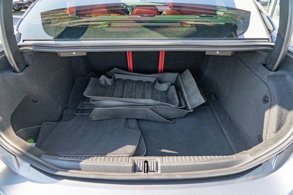 Used 2023 Alfa Romeo Giulia Veloce RWD image 8