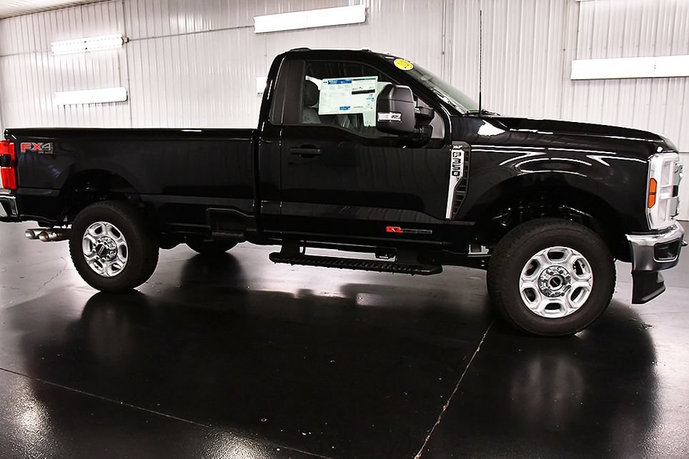 New 2026 Ford F350 XLT w/ 360-Degree Camera Package AWD/4WD image 8