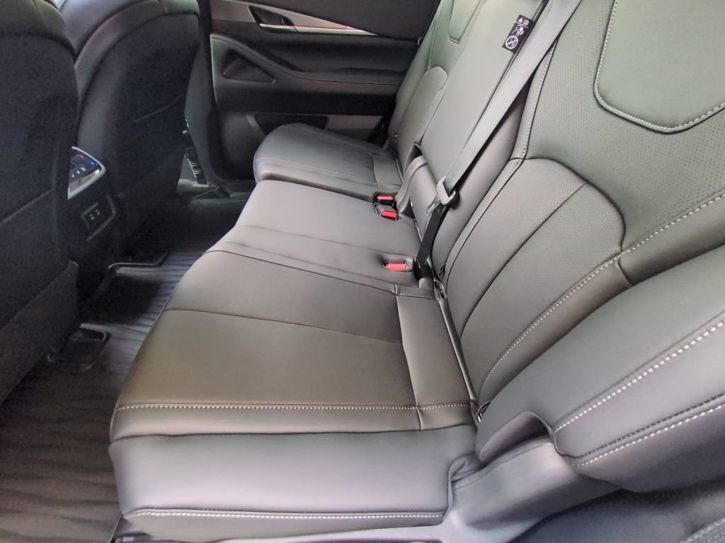 New 2027 INFINITI QX65 Luxe w/ Cargo Package AWD/4WD image 22