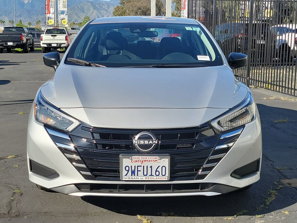 Used 2025 Nissan Versa S w/ Trunk Package image 28