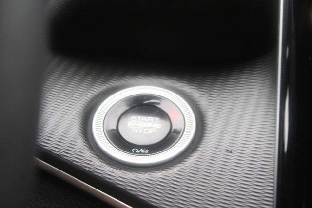 Used 2024 Jeep Grand Cherokee L Laredo image 25