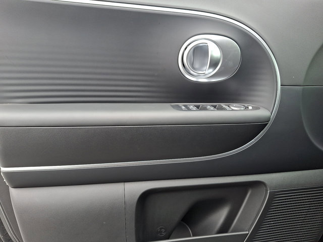 New 2026 Hyundai Ioniq 9 SE image 11