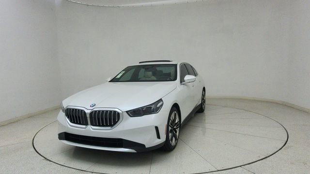 Used 2026 BMW 540i xDrive image 65