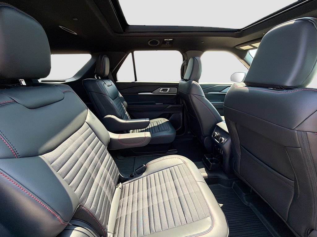 New 2026 Ford Explorer ST-Line AWD/4WD image 32