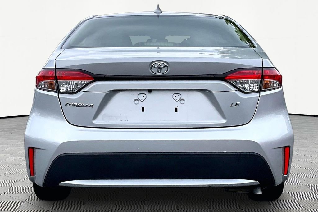 Used 2020 Toyota Corolla LE FWD image 6