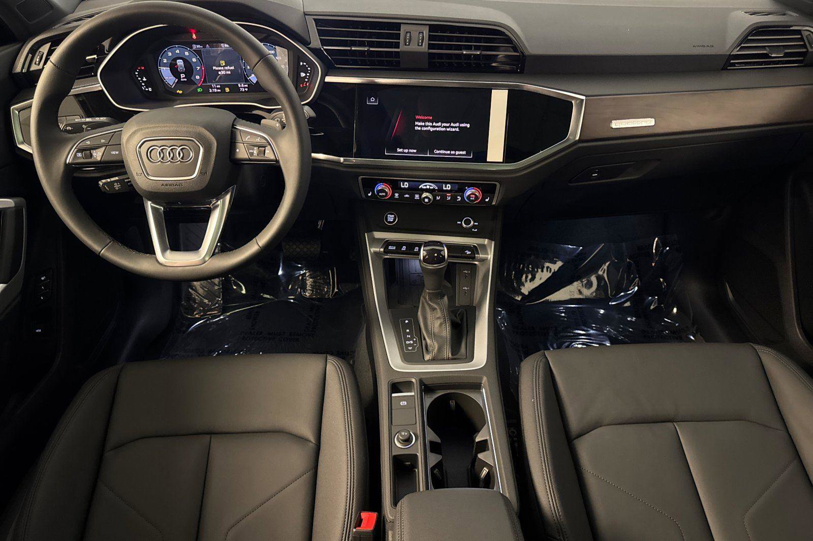 Used 2025 Audi Q3 2.0T Premium w/ Convenience Package image 13