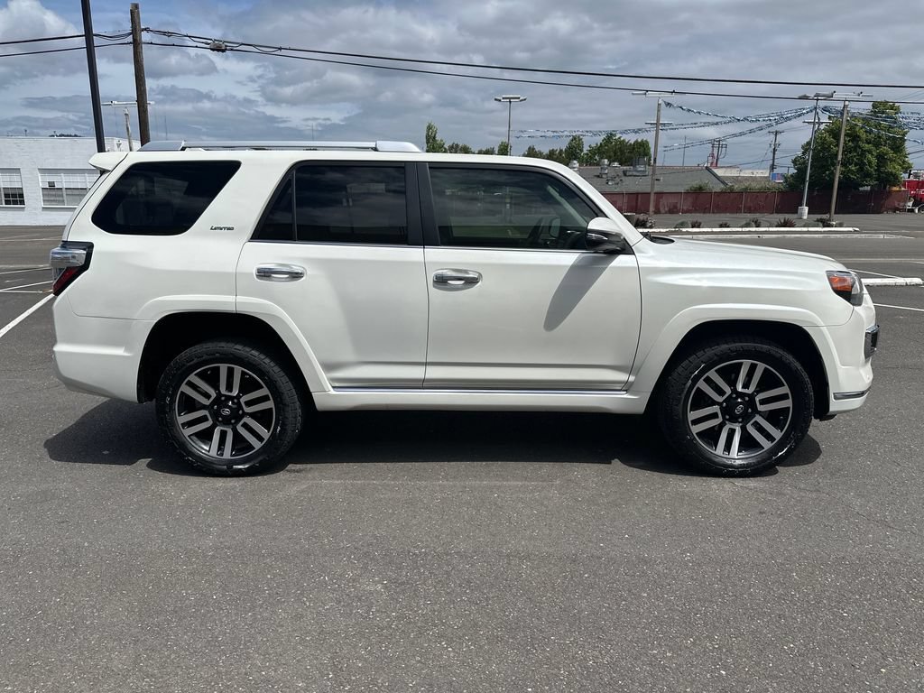 Used 2021 Toyota 4Runner Limited AWD/4WD image 7